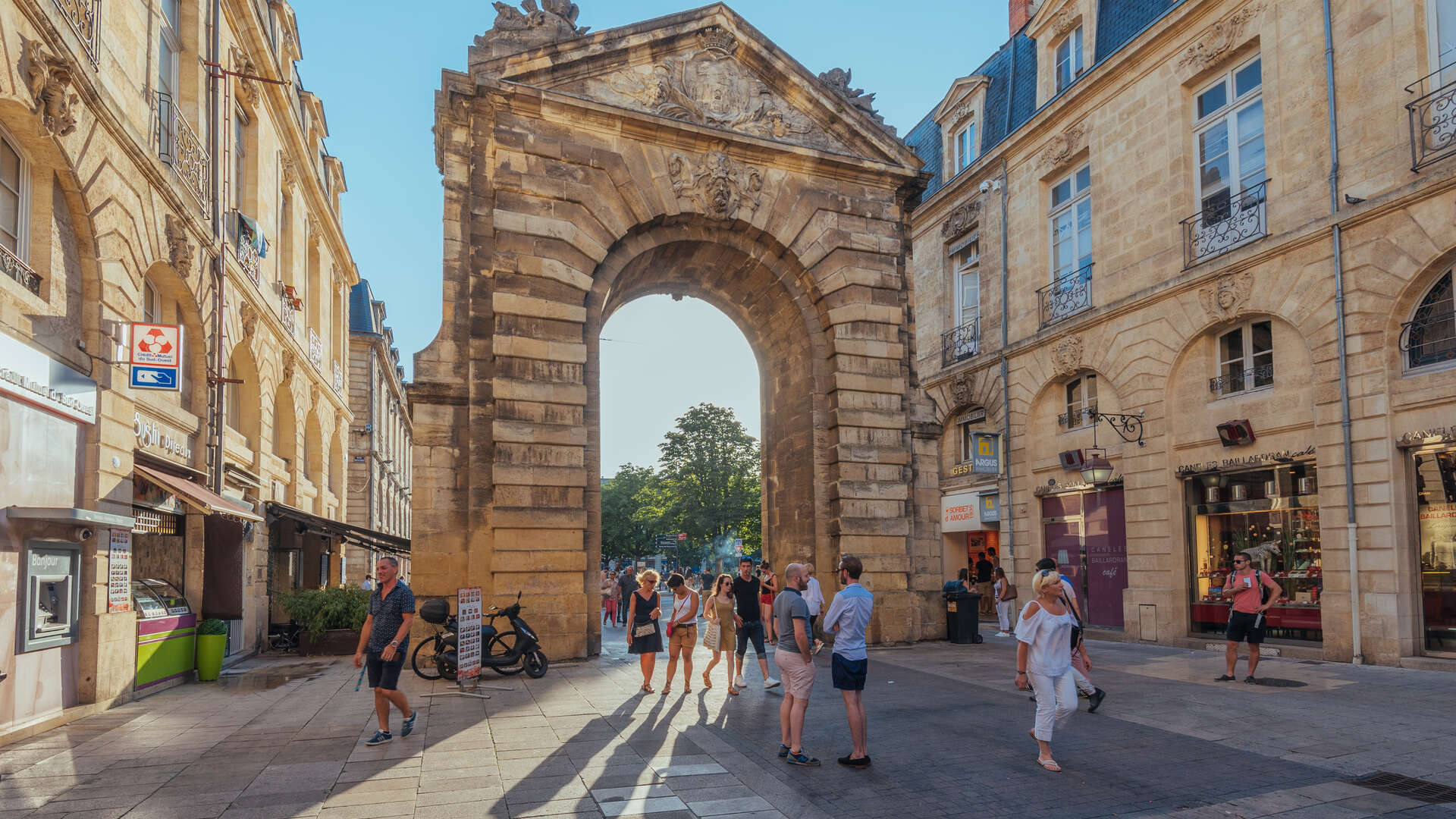 tour hotel de ville bordeaux